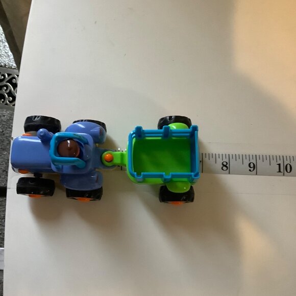 Toy Tractor & Trailer Set Farm Vehicle Set Toddler Push and Go Detachable - Picture 9 of 9